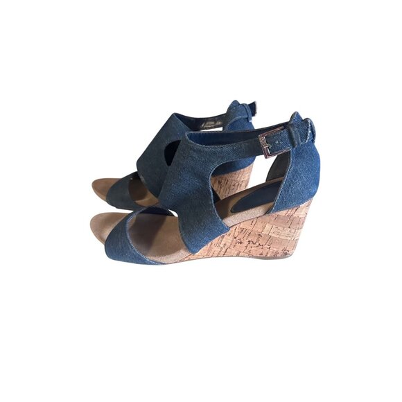 Jones New York blue denim buckle wedge Bailey sandals size 8M - Picture 2 of 7